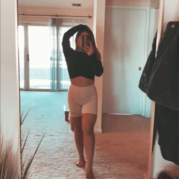 Whitefox biker shorts - Picture 3 of 3